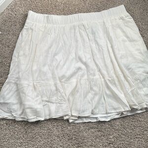 Torrid White Ruffle Skirt | Torrid size 3 Skirt | NWT Torrid | Plus Size Skirt